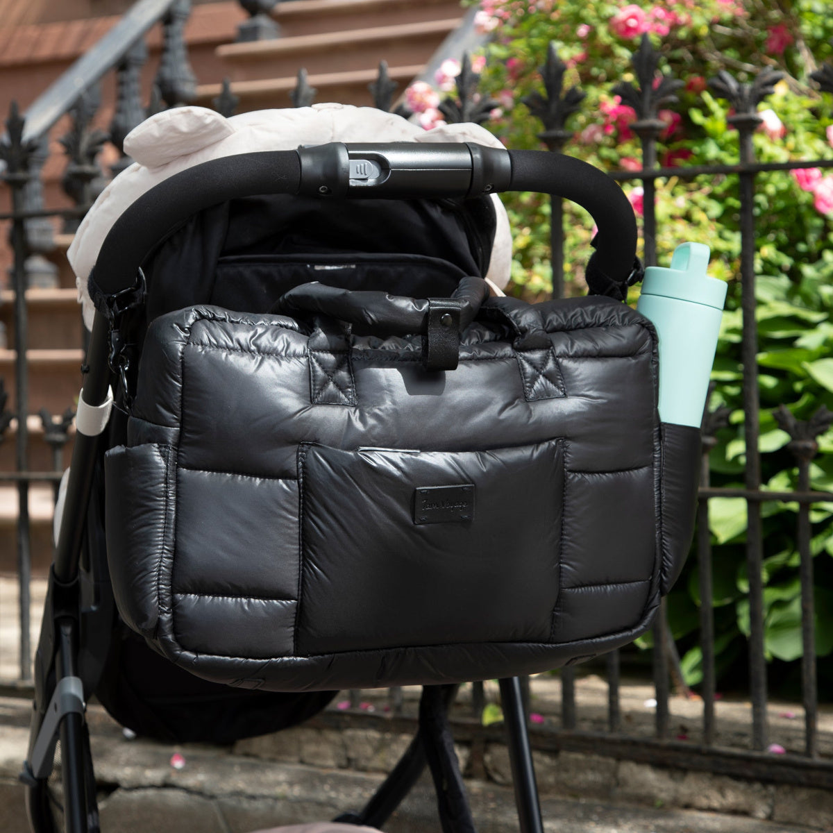 7 AM Soho Carryall - Diaper Bag Black