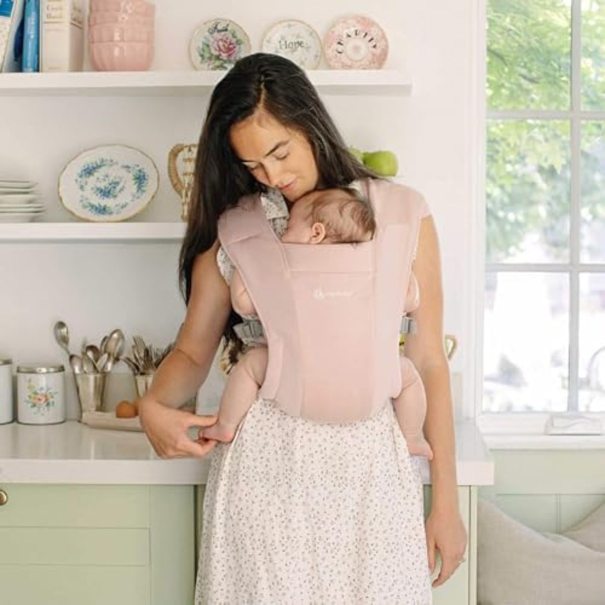 Ergobaby Embrace Newborn Baby Carrier 0-12M - Blush Pink