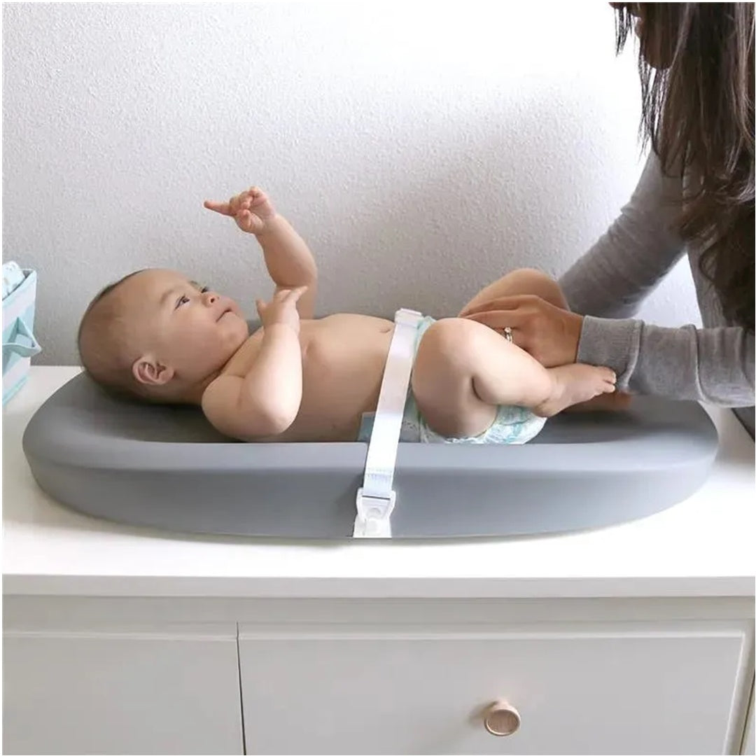 Hatch Baby Grow Smart Changing Pad and Scale Grey