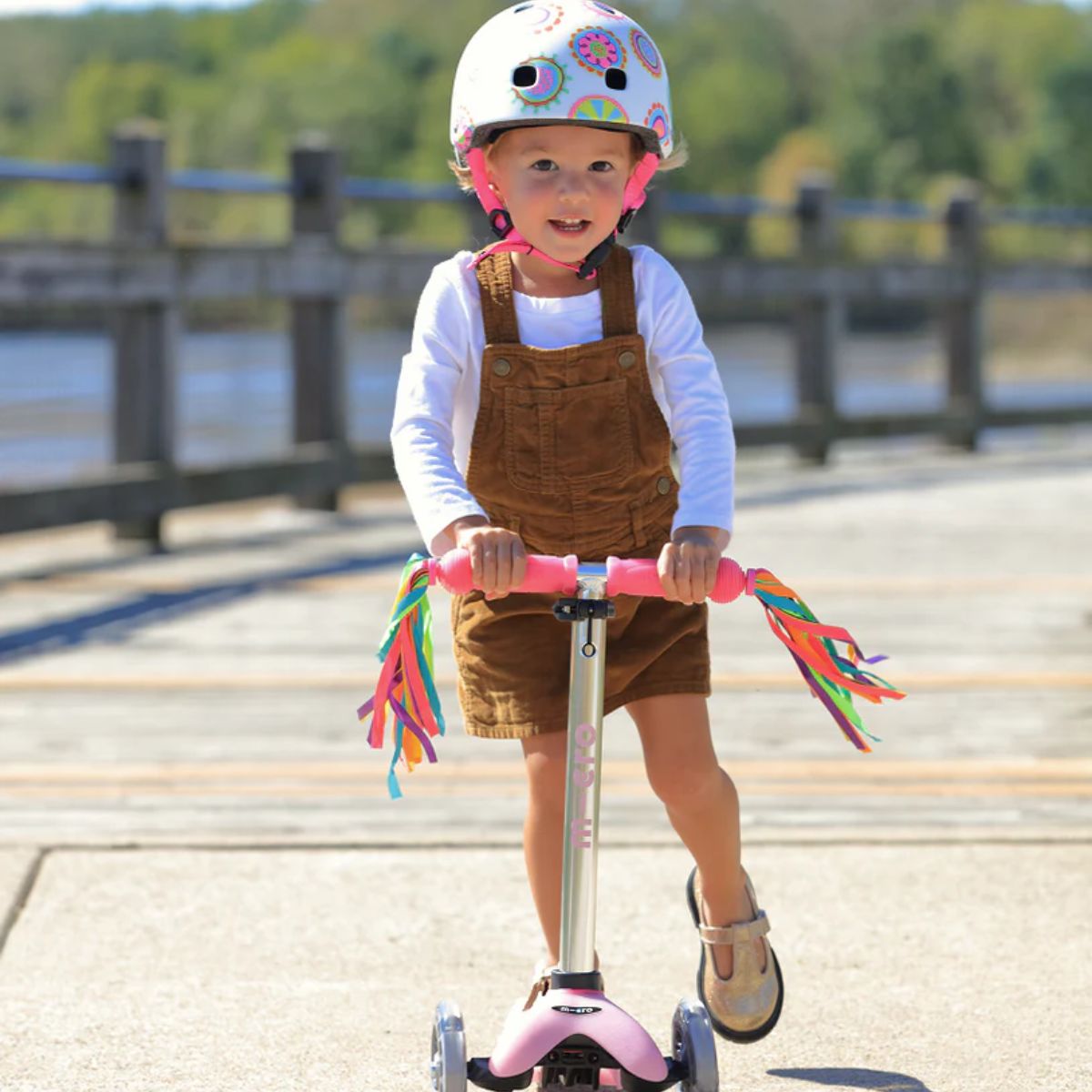 Micro Kickboard Micro Mini Glow Plus LED Scooter - Icy Lime