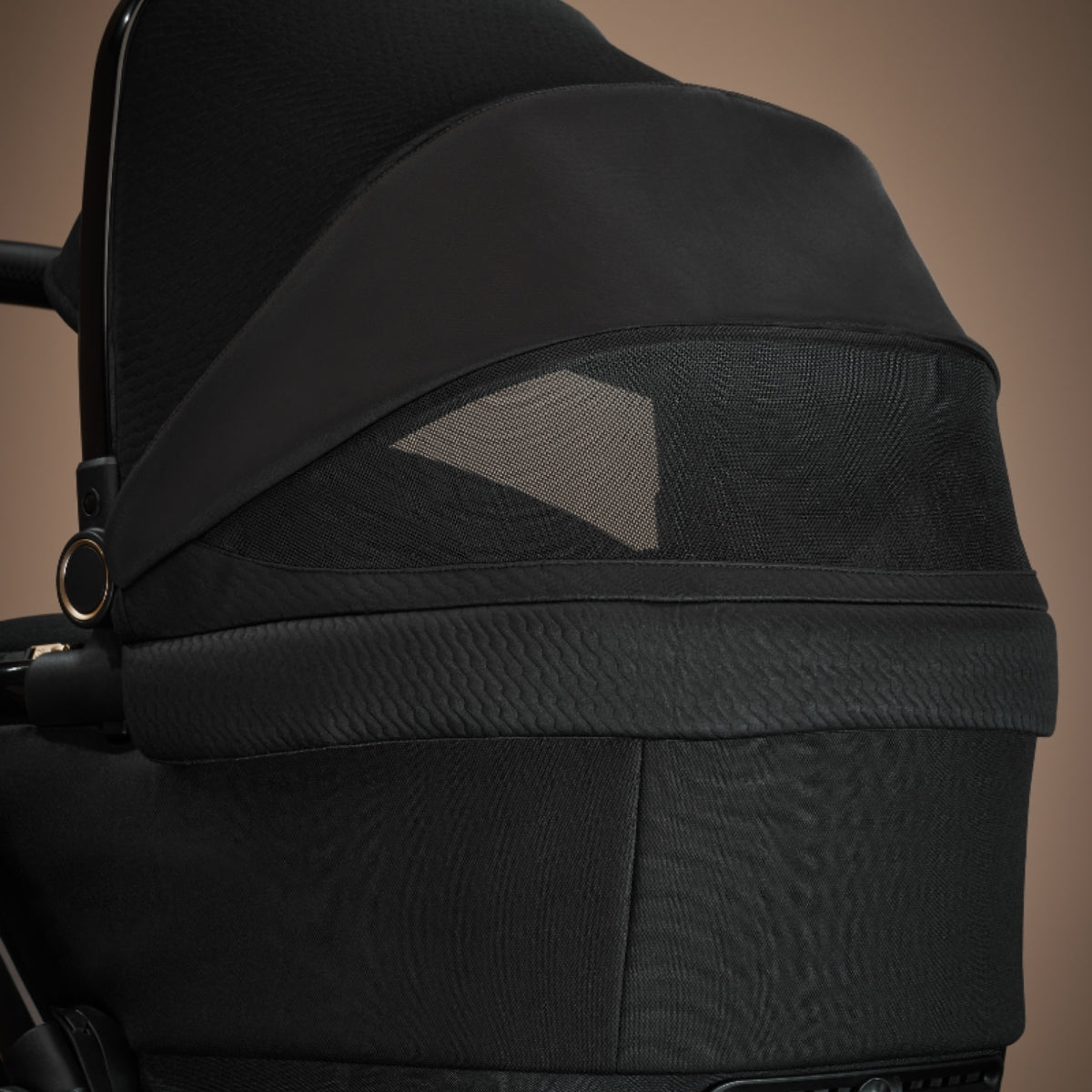 Silver Cross Reef 2 Bassinet - Espresso (Special Edition)