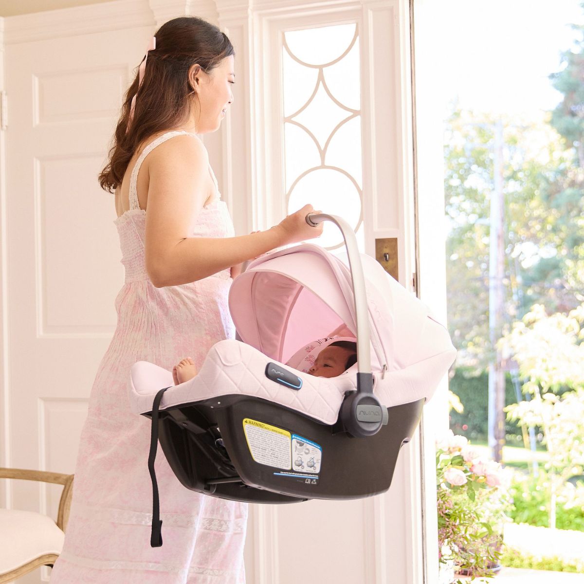 Nuna Pipa Aire Rx + Pipa Relx Base - Caviar/Chocolate