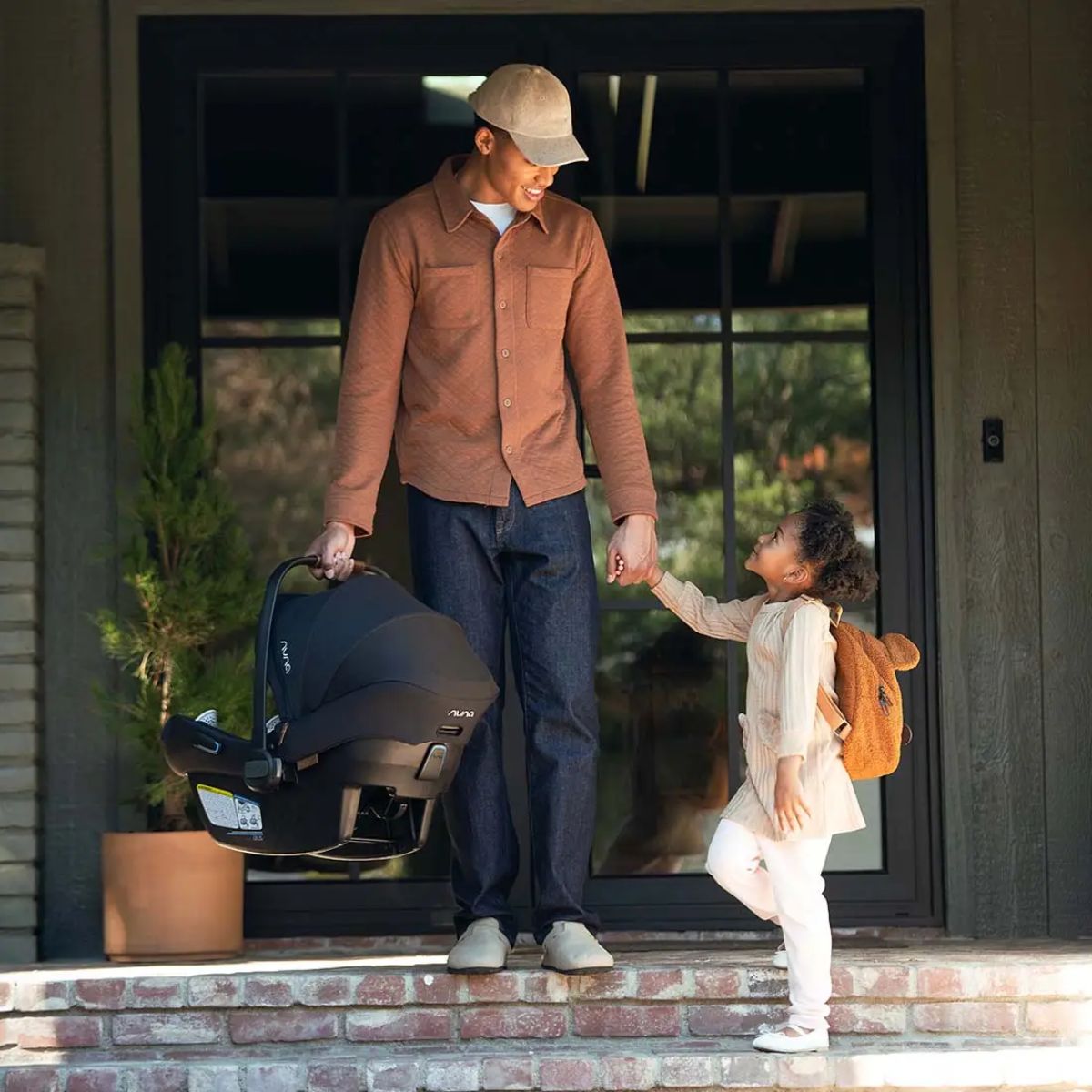 Nuna Pipa Aire + Pipa Series Base - Cedar