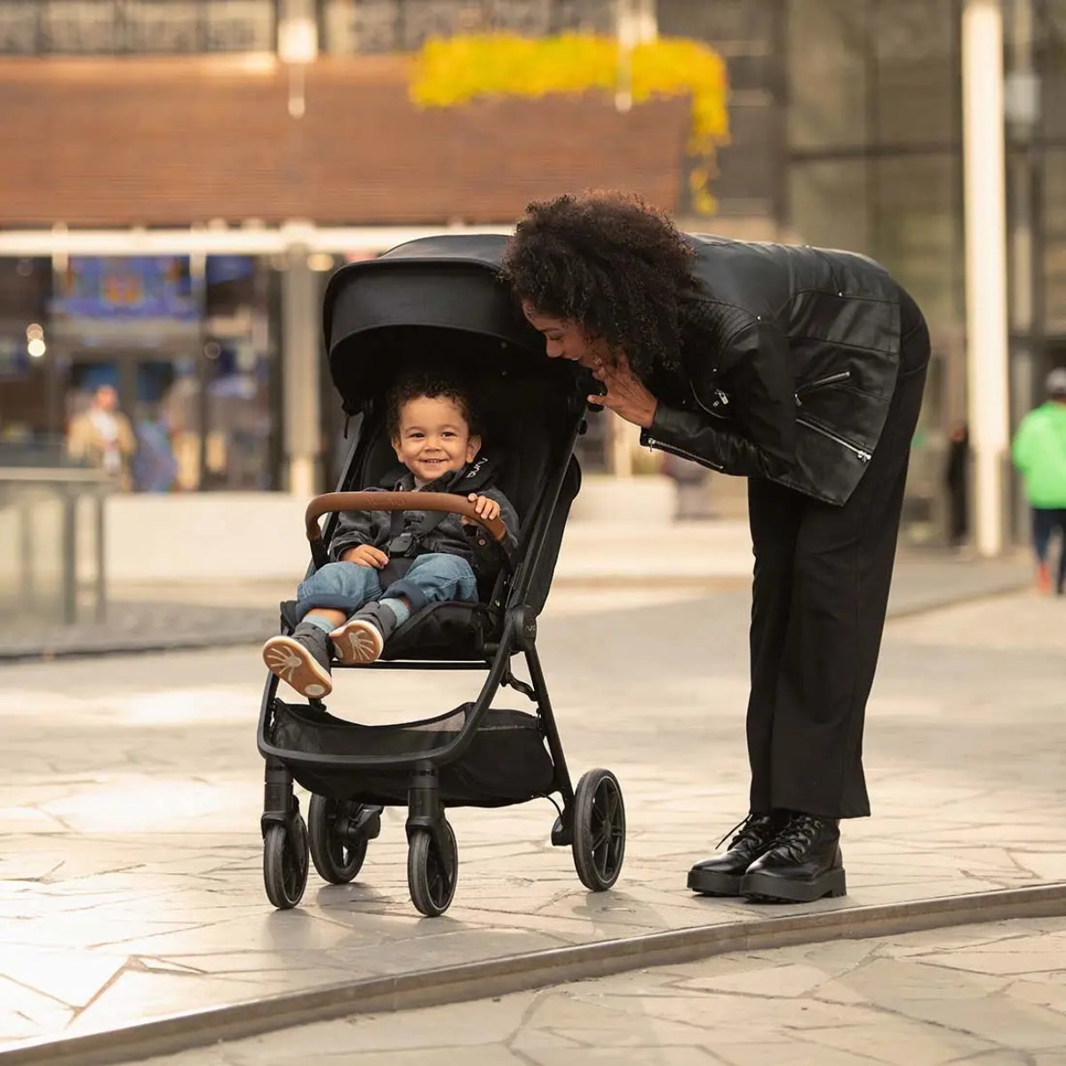 Nuna Trvl Lx Stroller - Caviar