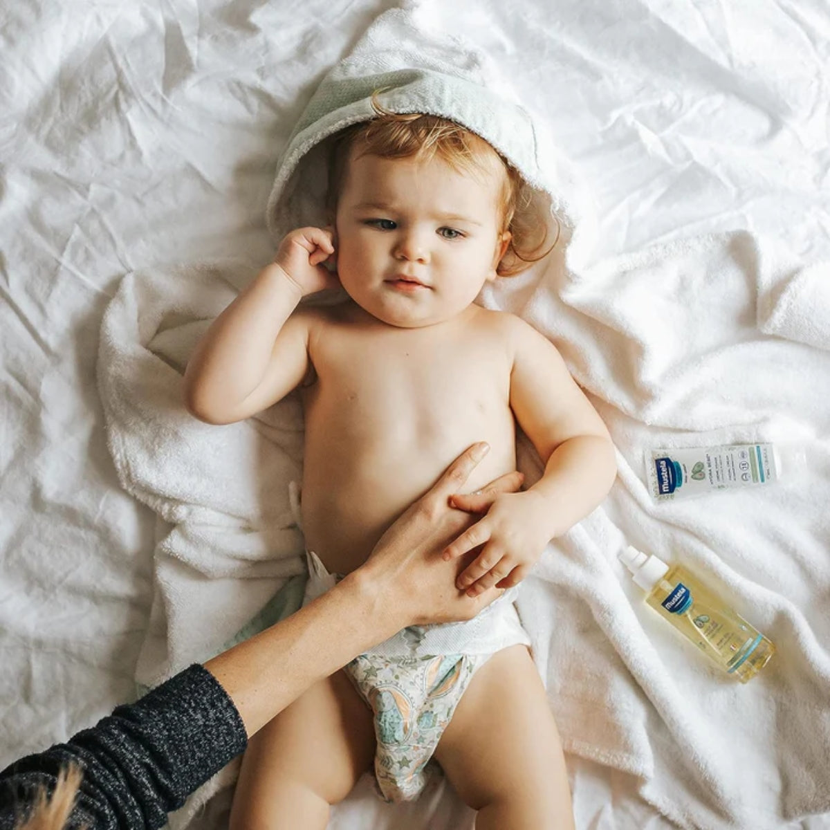 Mustela Baby Oil Moisturizing Oil for Massage