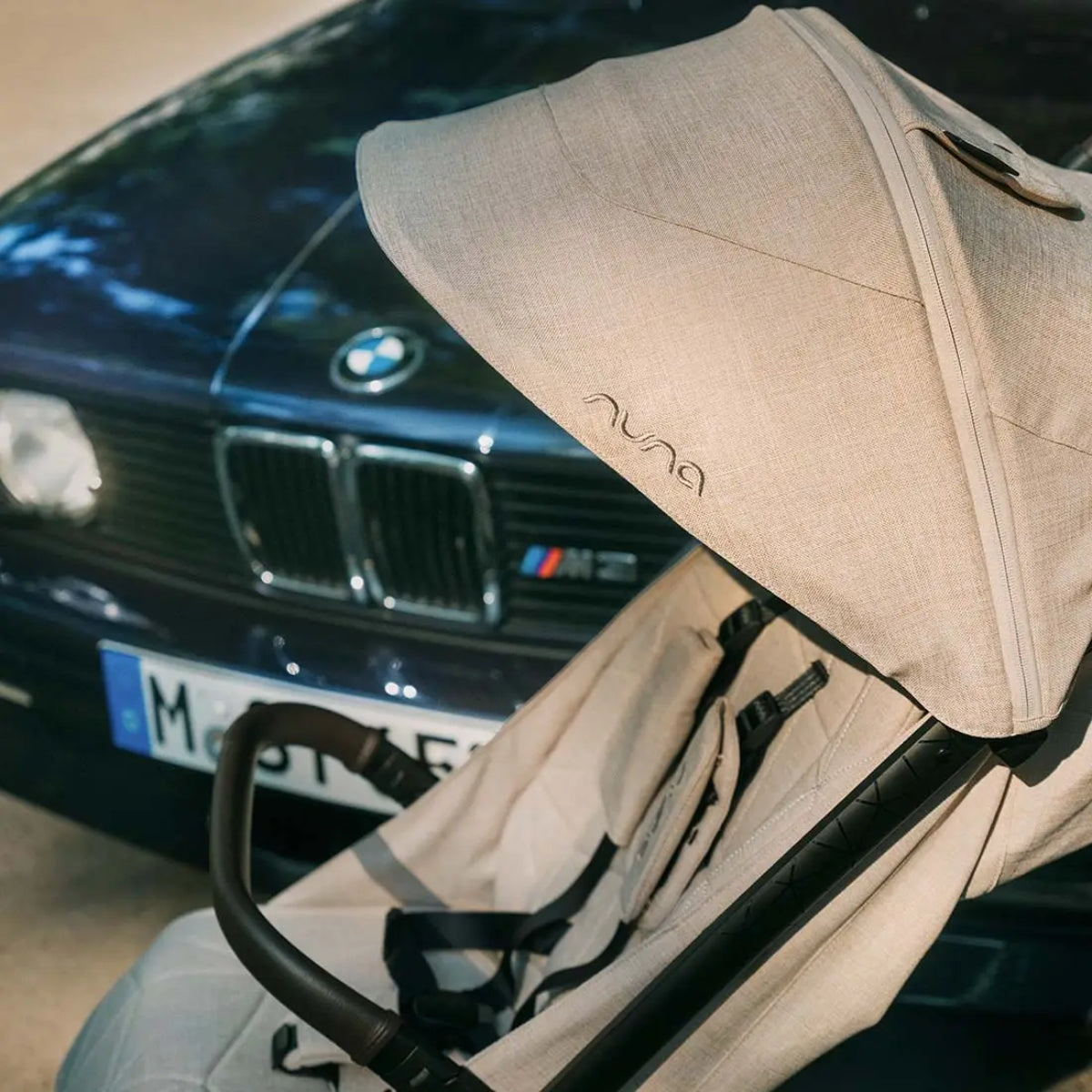 Nuna Trvl Lx Stroller Bmw Mica