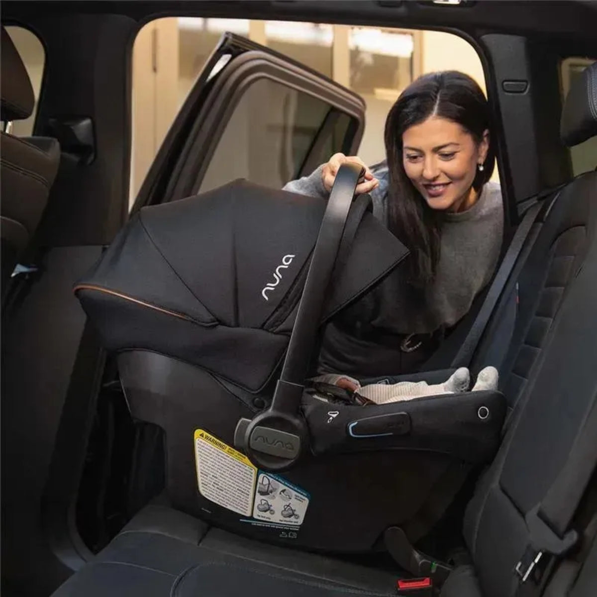Nuna Trvl Lx + Pipa Urbn Travel System - Caviar
