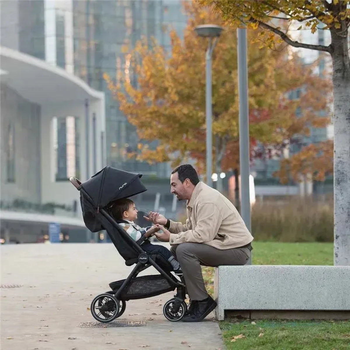 Nuna Trvl Lx + Pipa Urbn Travel System - Caviar