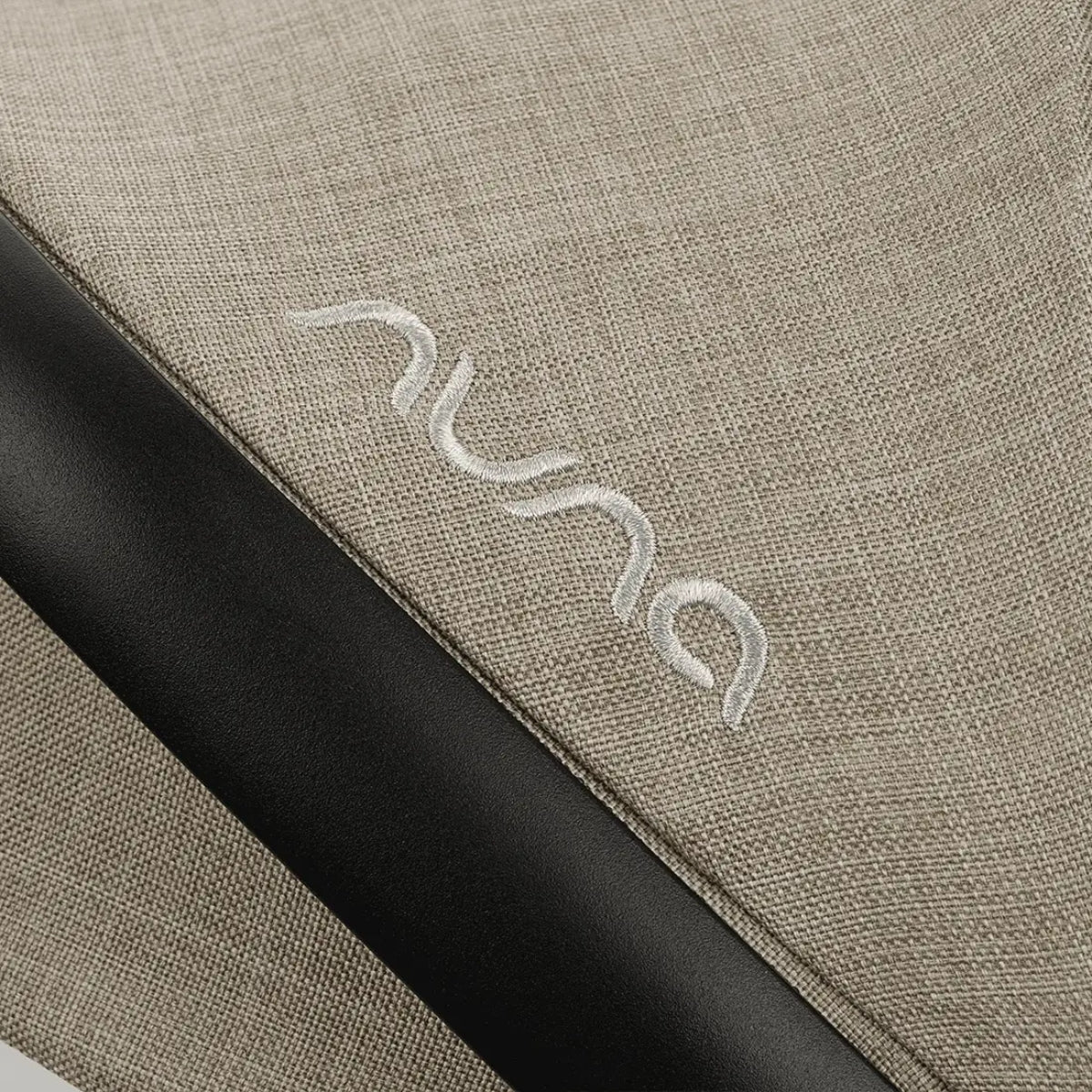 Nuna Demi Next Bassinet + Stand - Hazelwood