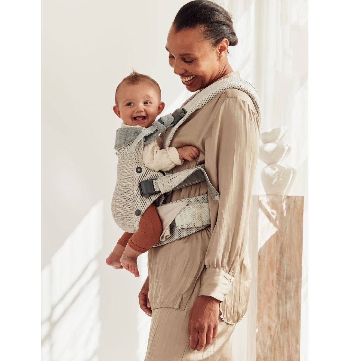 BabyBjörn Baby Carrier Harmony 3D Mesh Cream