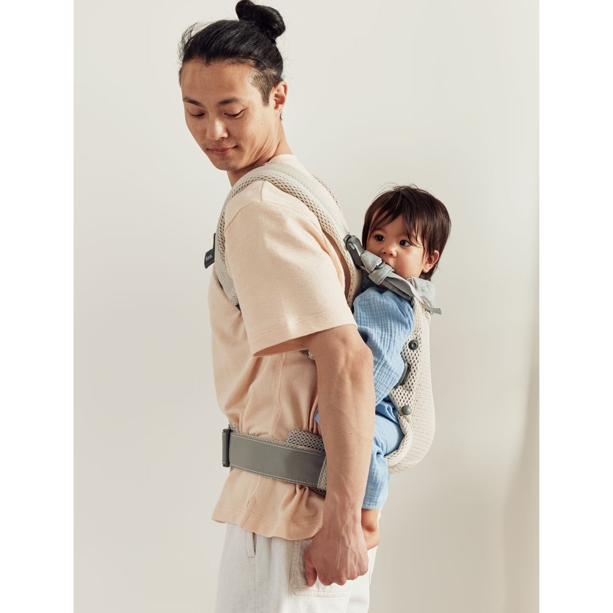 BabyBjörn Baby Carrier Harmony 3D Mesh Cream