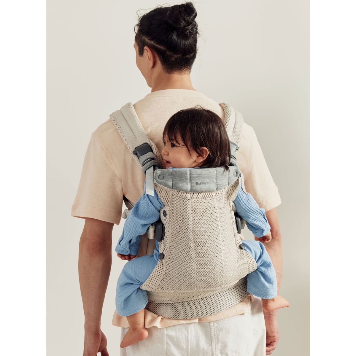 BabyBjörn Baby Carrier Harmony 3D Mesh Cream