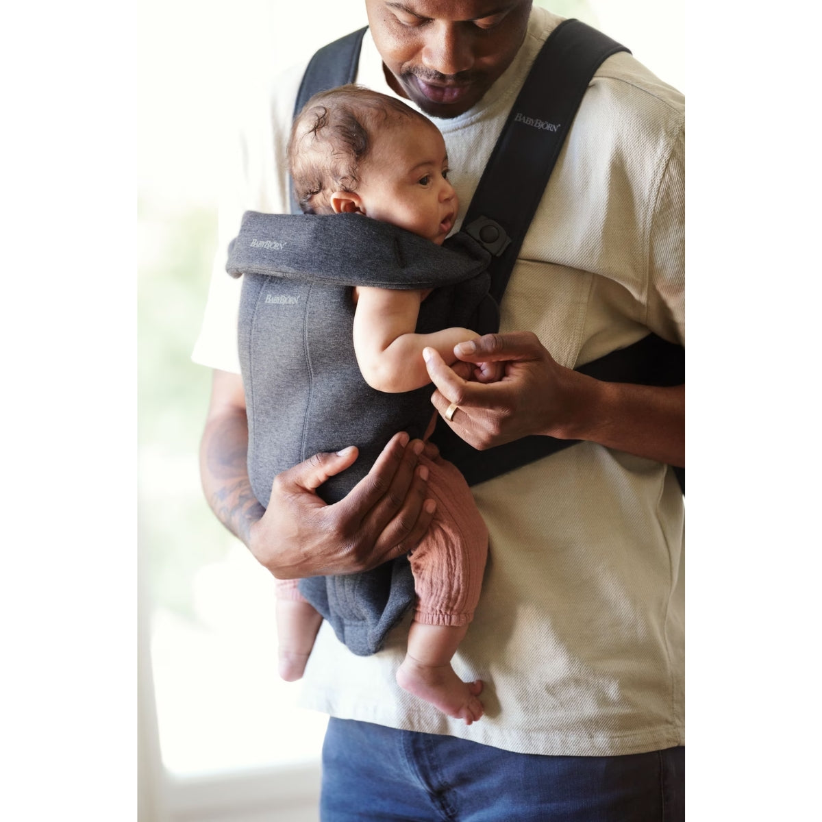 BabyBjörn Baby Carrier Mini 3D Jersey - Charcoal