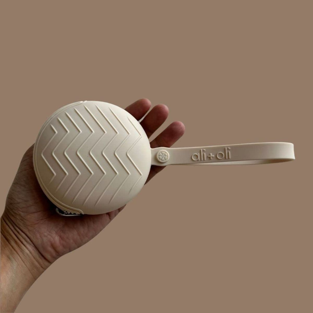 Ali + Oli Pacifier Holder Case - Natural