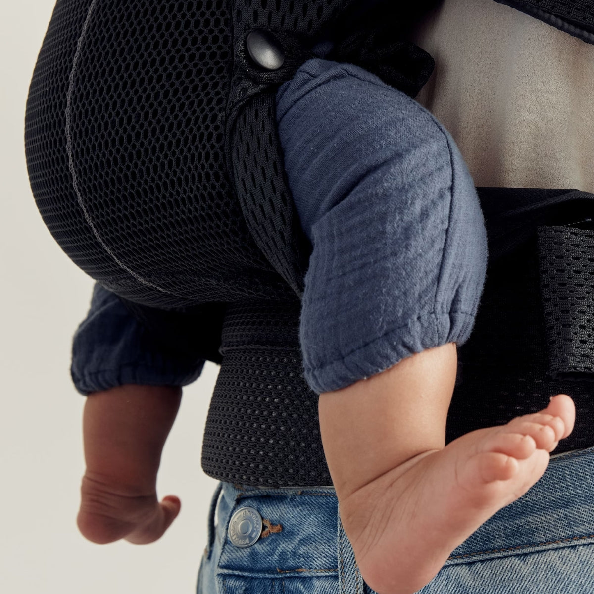BabyBjörn Baby Carrier Harmony 3D Mesh Black - Soft, Breathable Premium Fabrics