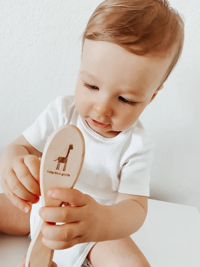 Baby Blue Giraffe Hair Brush