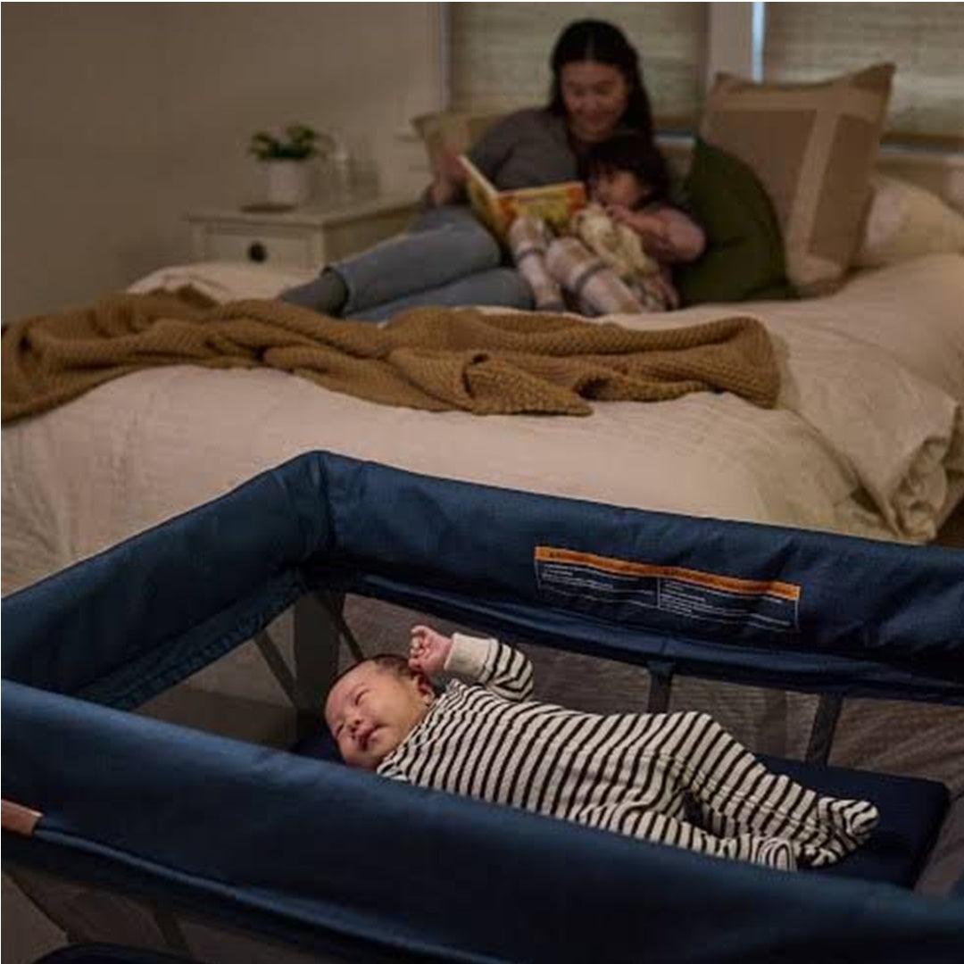 Uppababy Remi Playard - Jake (Charcoal) - Quick One-Hand Setup