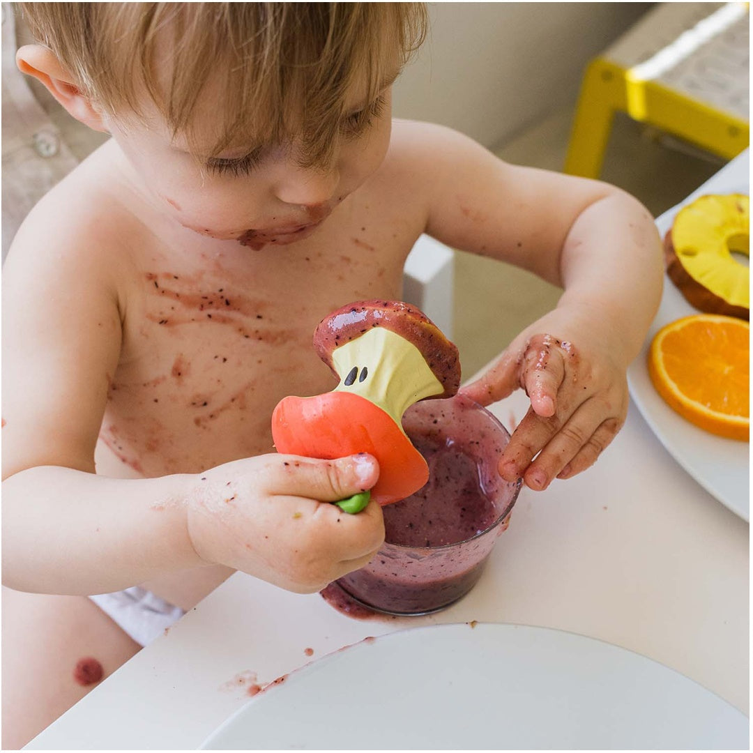 Olí & Carol Teether - Pepa the Apple