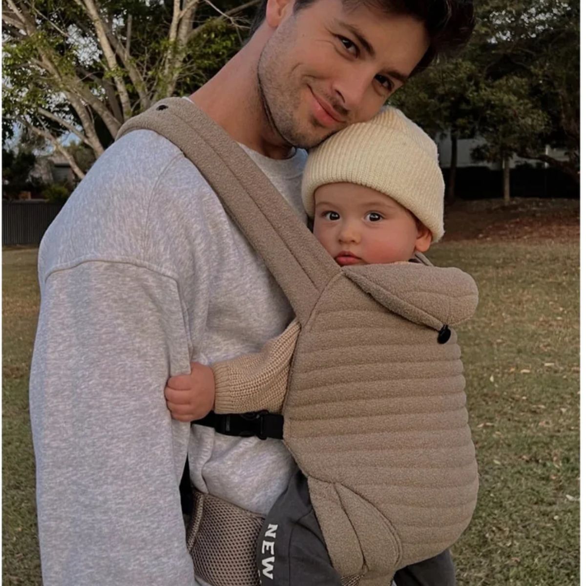 Bumpsuit The Armadillo Baby Carrier - Oyster