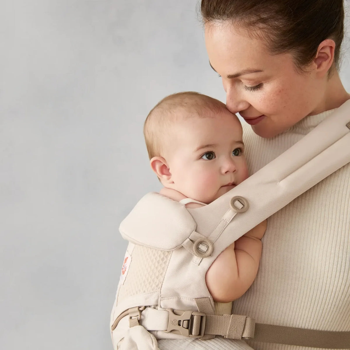 Ergobaby Omni Classic Mesh Baby Carrier - Natural Beige