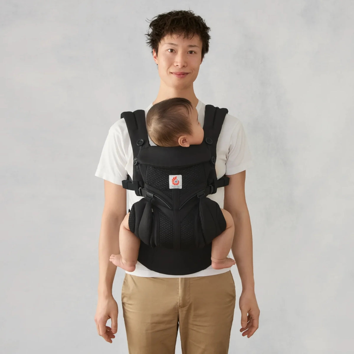 Ergobaby Omni Classic Mesh Baby Carrier - Onyx Black