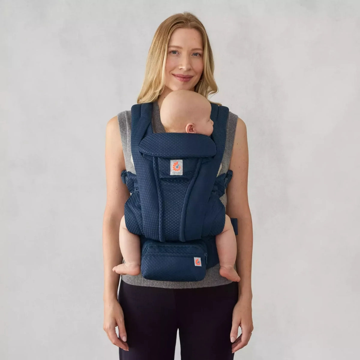 Ergobaby Omni Deluxe Mesh Baby Carrier - Midnight Blue on Luna Baby Store Miami