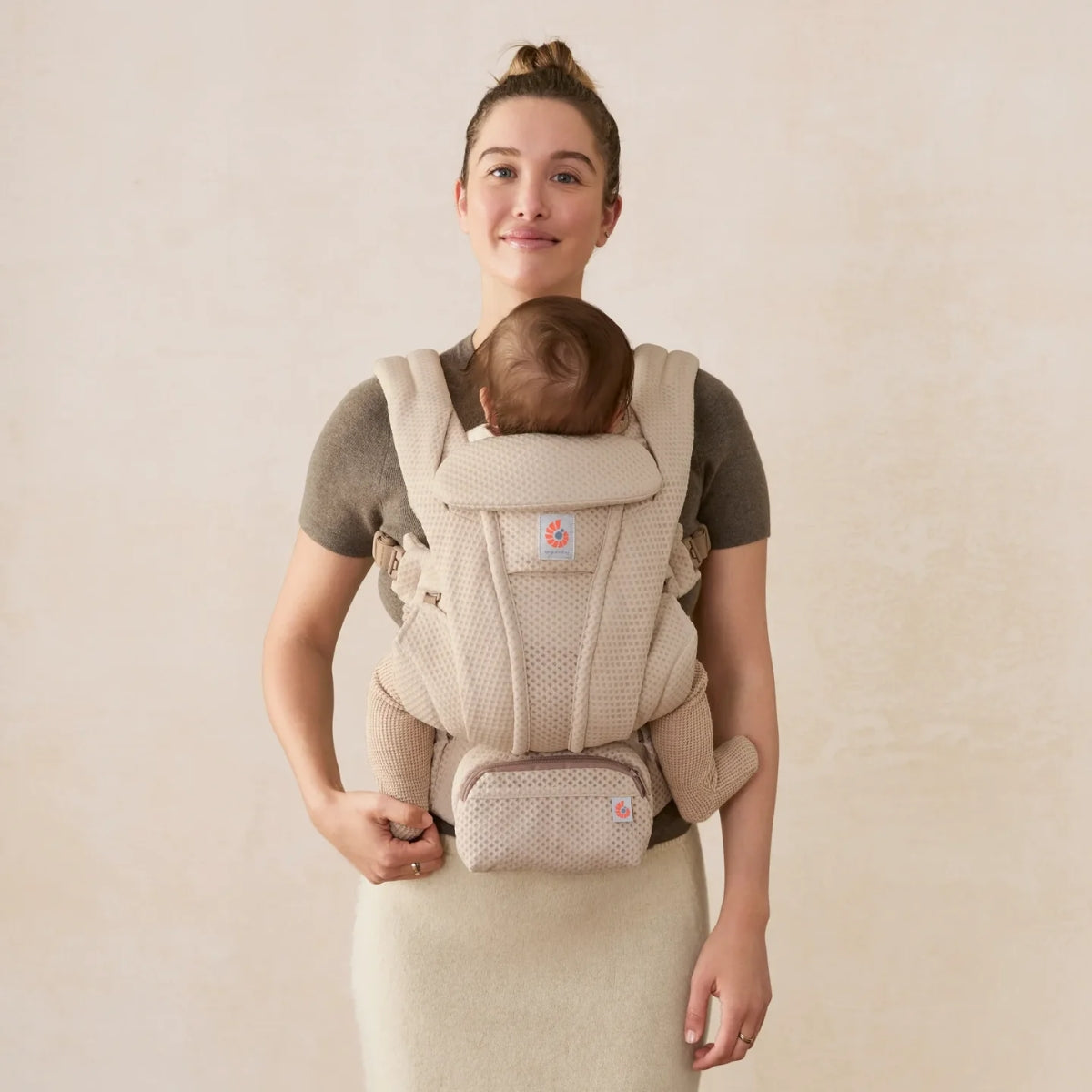 Ergobaby Omni Deluxe Baby Carrier Natural Beige / Mesh