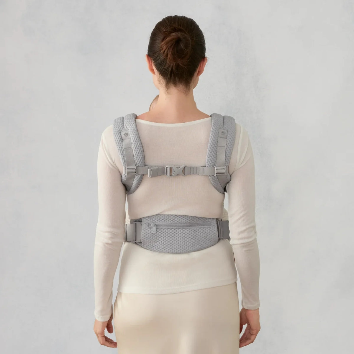 Ergobaby Omni Deluxe Mesh Baby Carrier- Pearl Grey