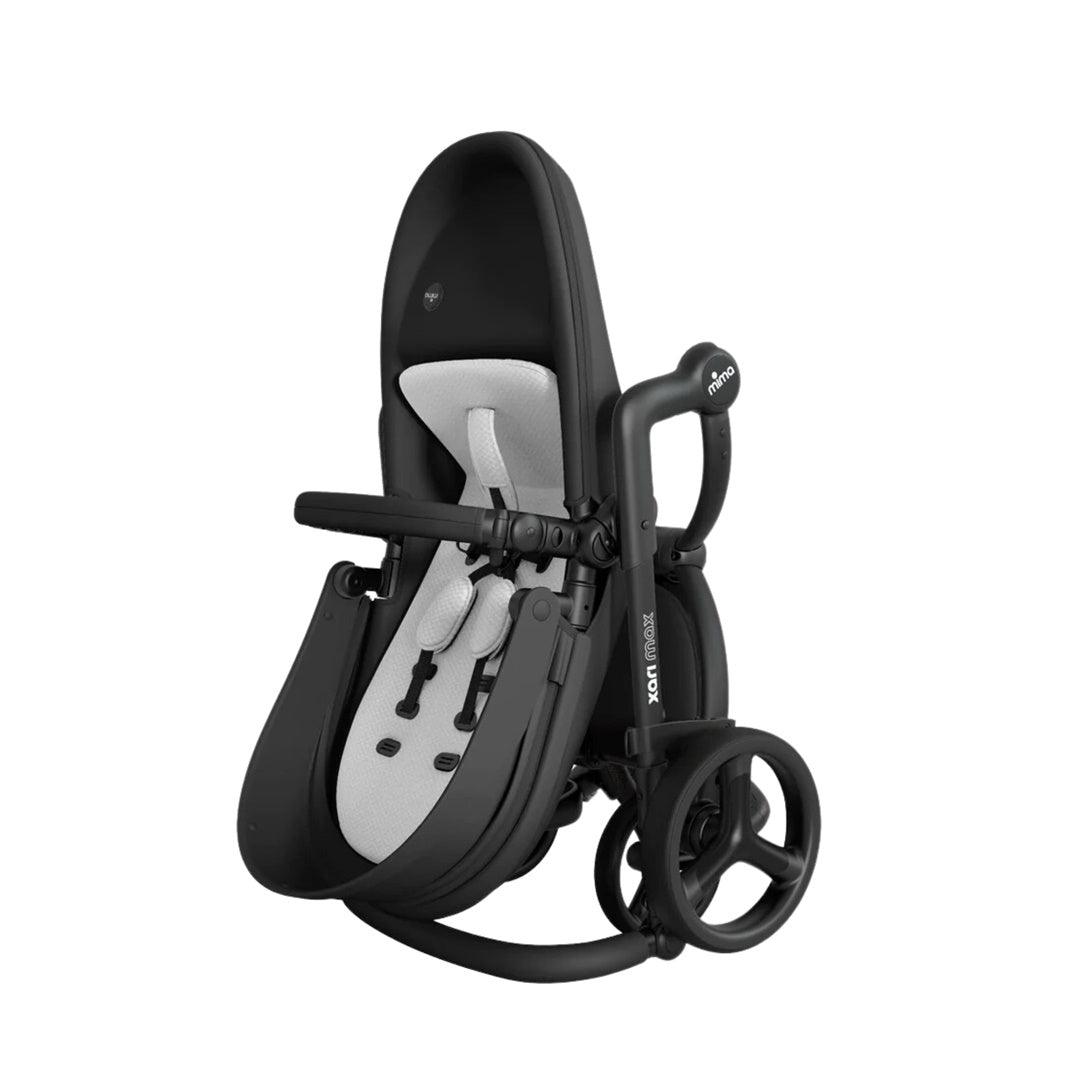 Carrinho de Bebê Mima Xari Max Preto Com Estrutura Preta e Assento Branco - Mima Babytunes