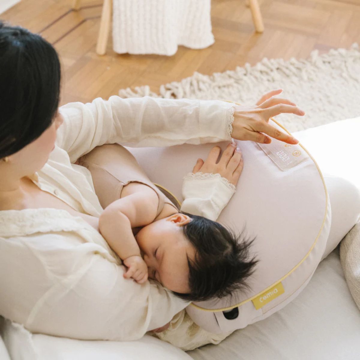 Comia Halo Smart Nursing Pillow on Luna Baby Store Miami