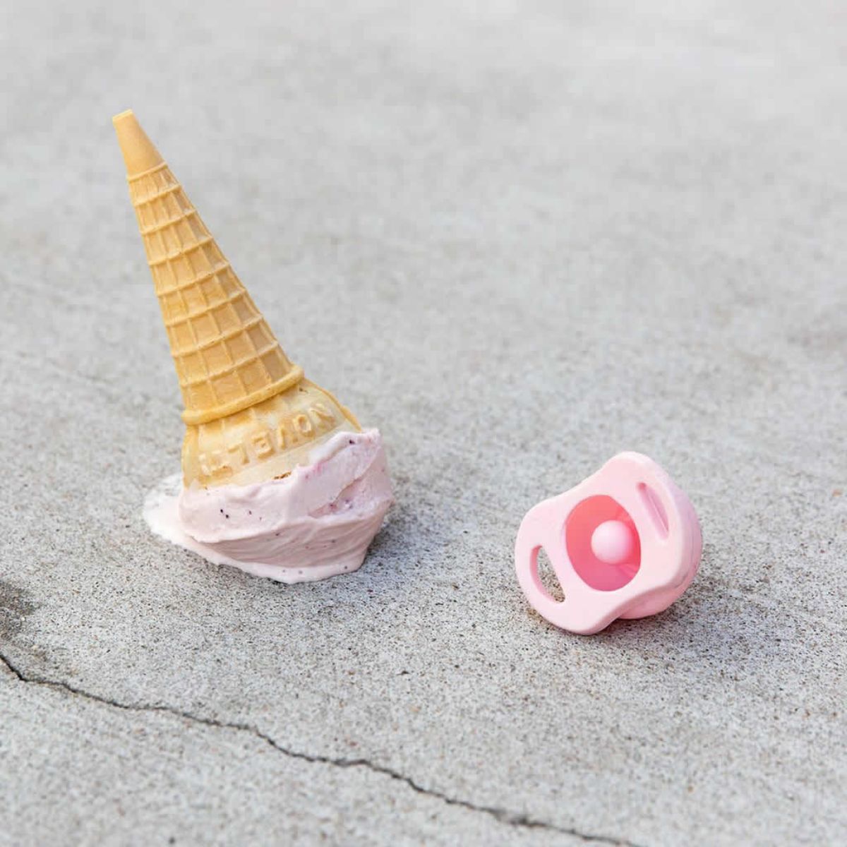 Doddle & Co. The Pop Pacifier - Make Me Blush Pink - Safe 100% Silicone