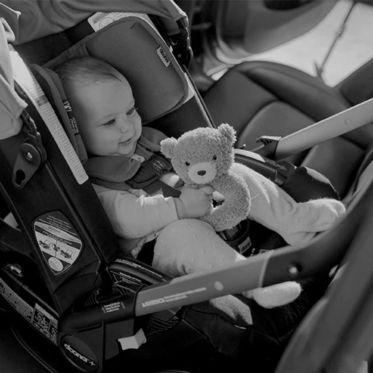 Doona SensAlert Child Car Seat Alert System on Luna Baby Store Miami
