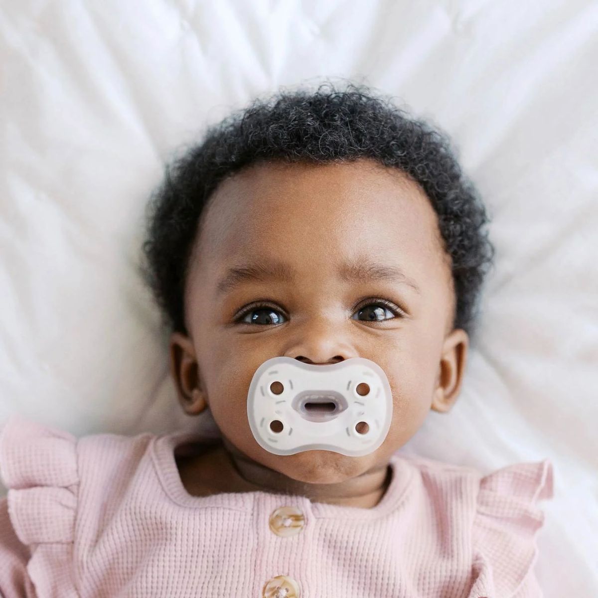 Dr. Brown’s Advantage One-Piece Silicone Pacifier 3-Pack - 0-6M
