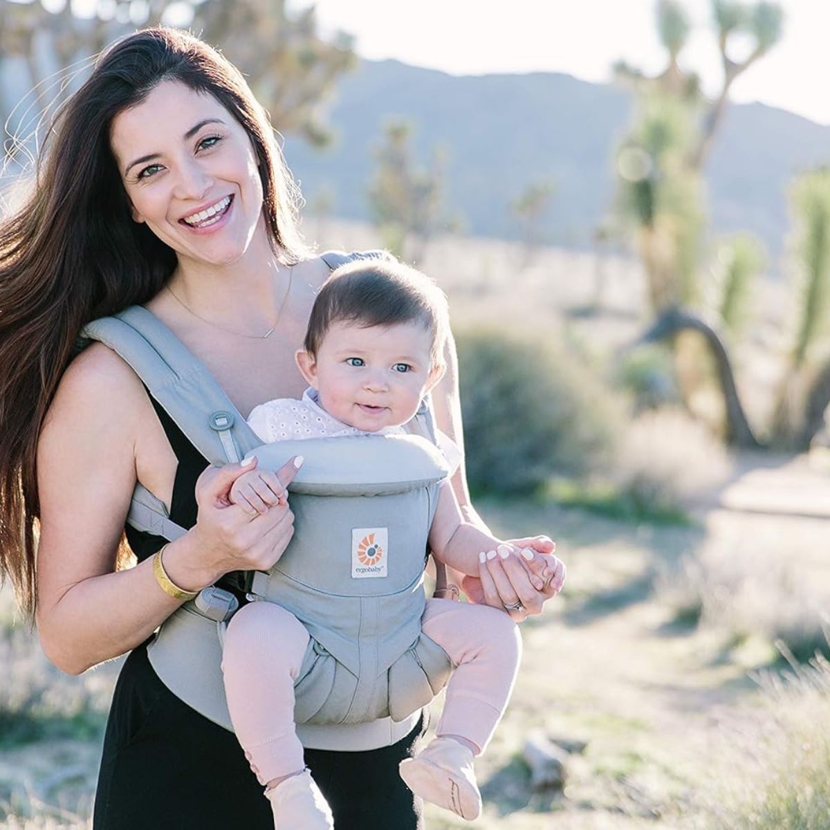 Ergobaby 4 Position Omni Breeze Infant Kangaroo - Pearl Gray