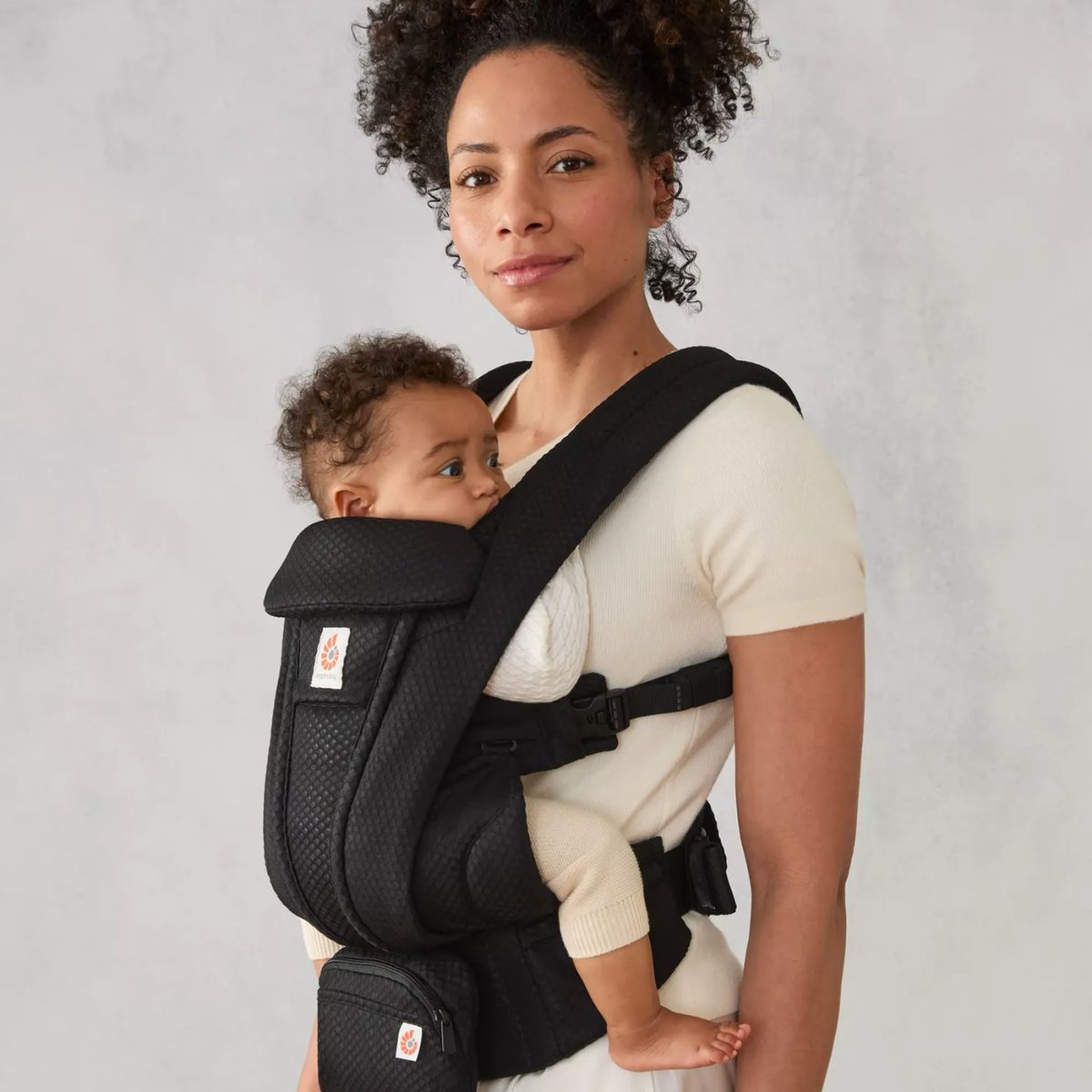 Ergobaby Omni Deluxe Newborn Baby Carrier 0-48M - Onyx Black