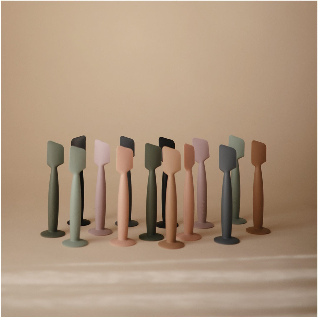 Easy to Clean with Smart Suction Storage