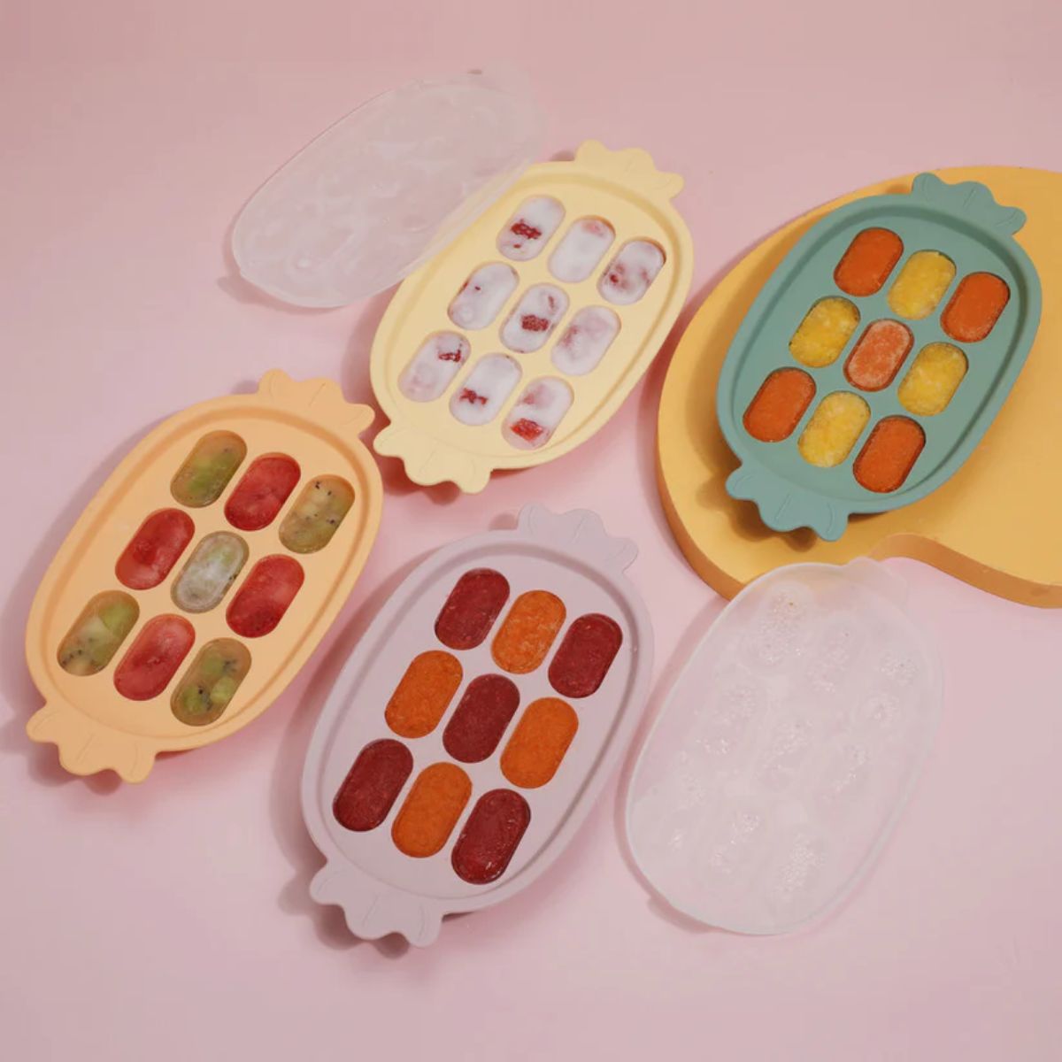 Haakaa Silicone Nibble Tray - Pea Green on Luna Baby Store Miami