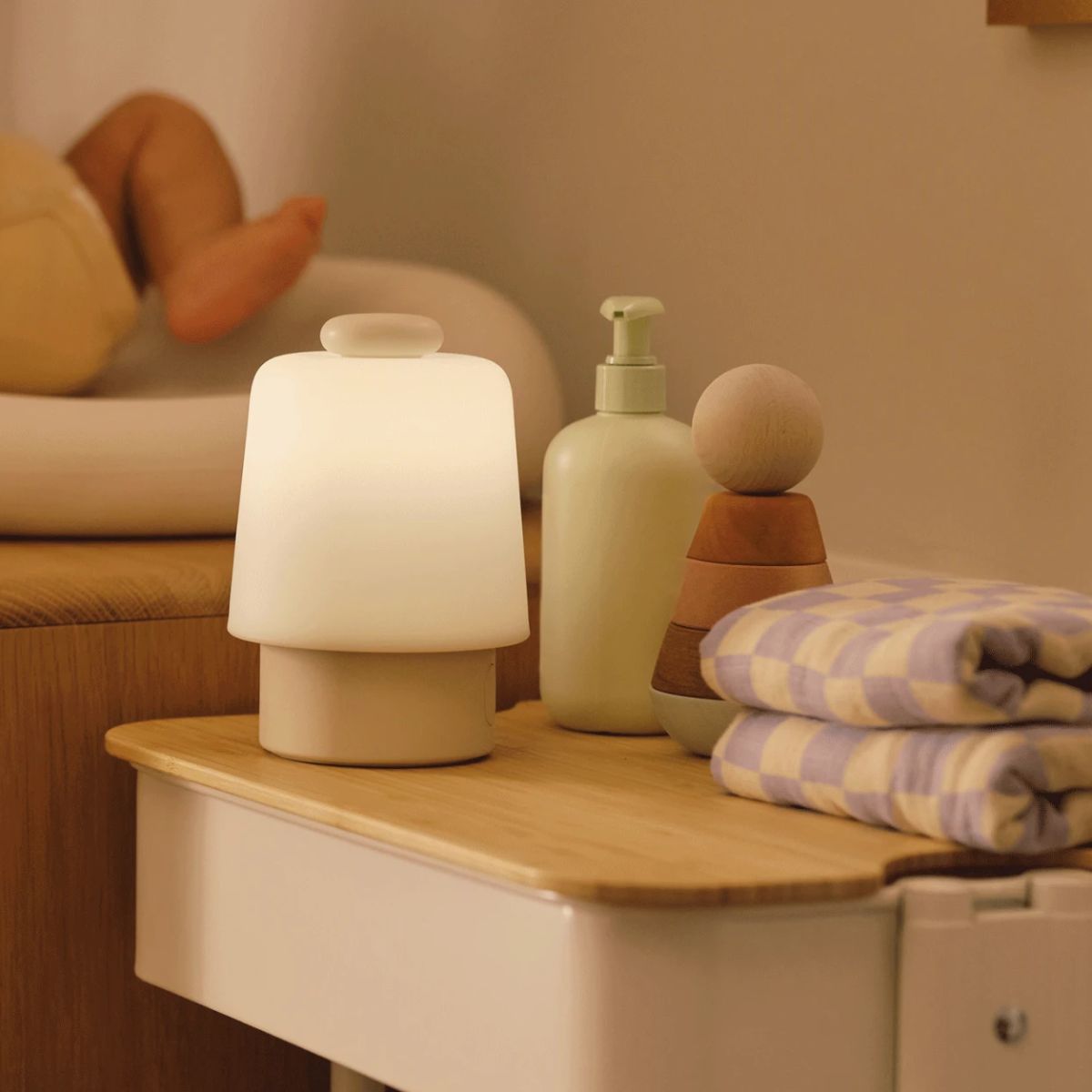 Hatch Baby Smart Night Light & Sound Machine WiFi - Putty on Luna Baby Store Miami