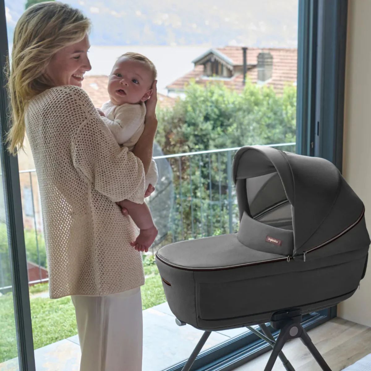 Inglesina Aptica Stroller & Bassinet + Stand - Pashmina Beige on Luna Baby Store Miami