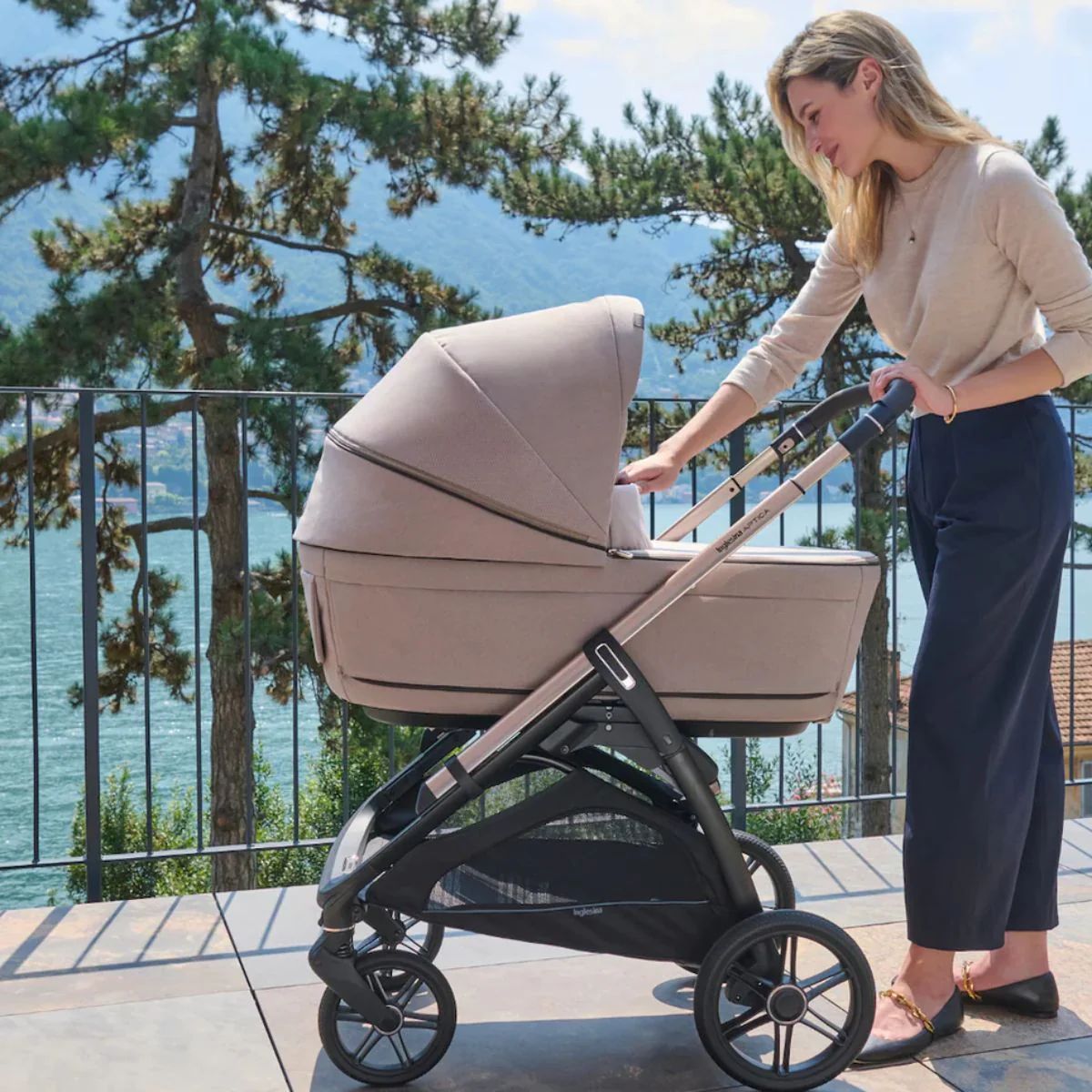 Inglesina Aptica Stroller & Bassinet + Stand - Velvet Grey on Luna Baby Store Miami