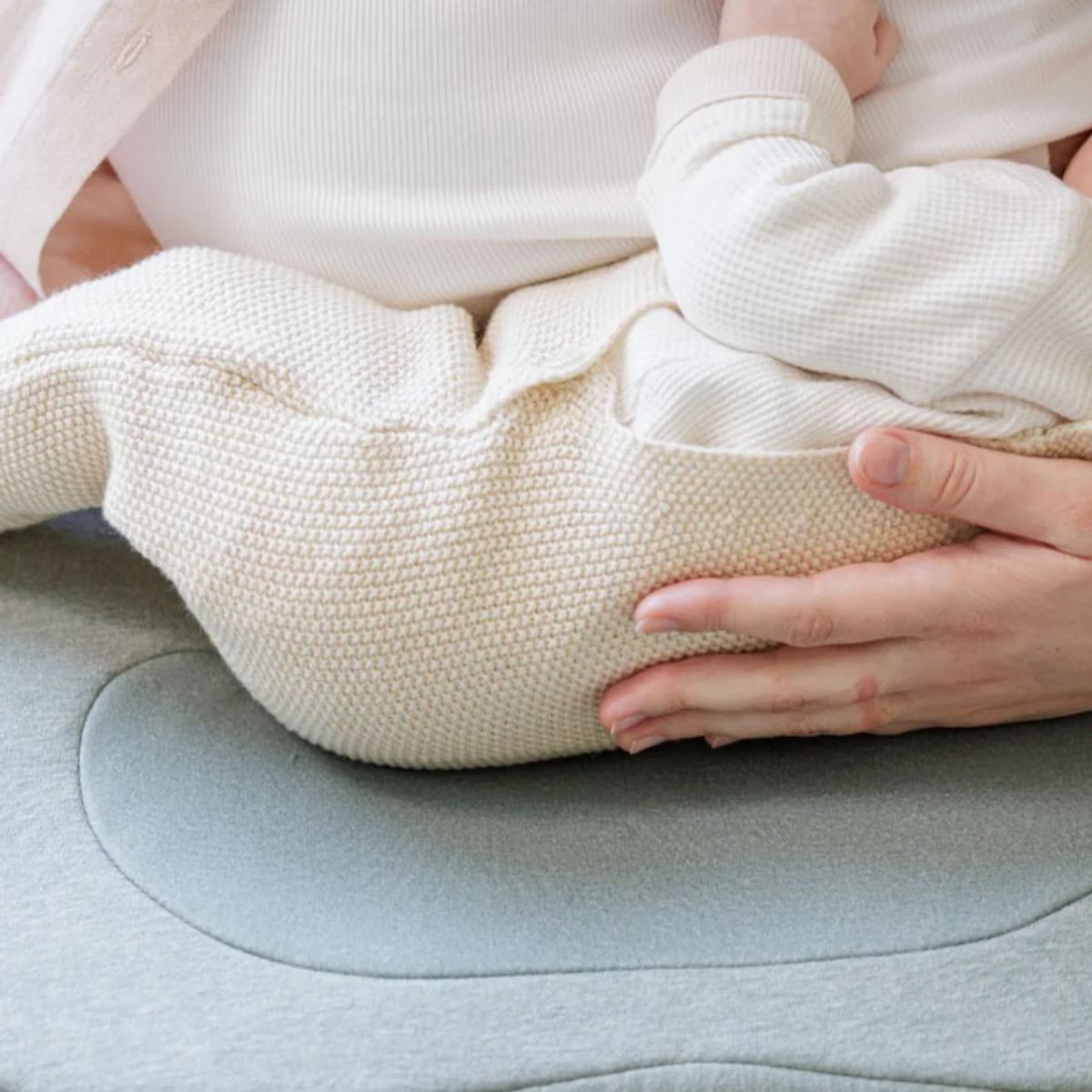 Inglesina Elysia Nursing Pillow - Warm Beige