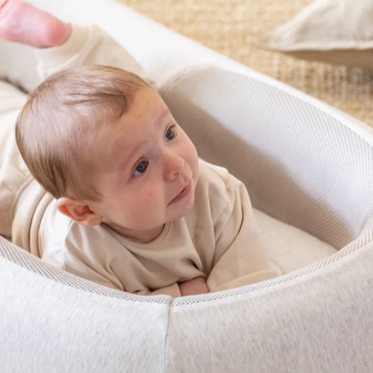 Inglesina Welcome Pod Lounger - Balance Green on Luna Baby Store Miami