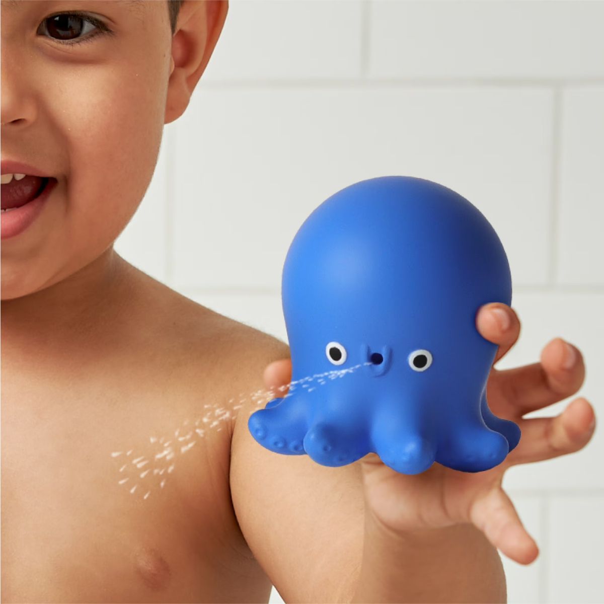 Itzy Ritzy Itzy Stack and Squirt Bath Toy