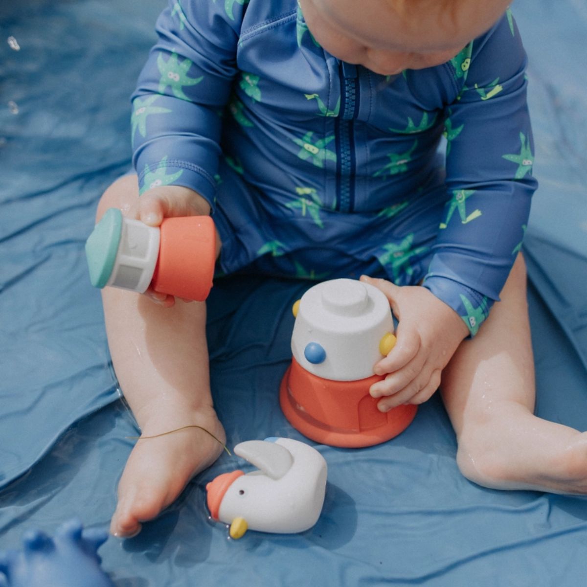 Itzy Ritzy Itzy Stack and Squirt Bath Toy