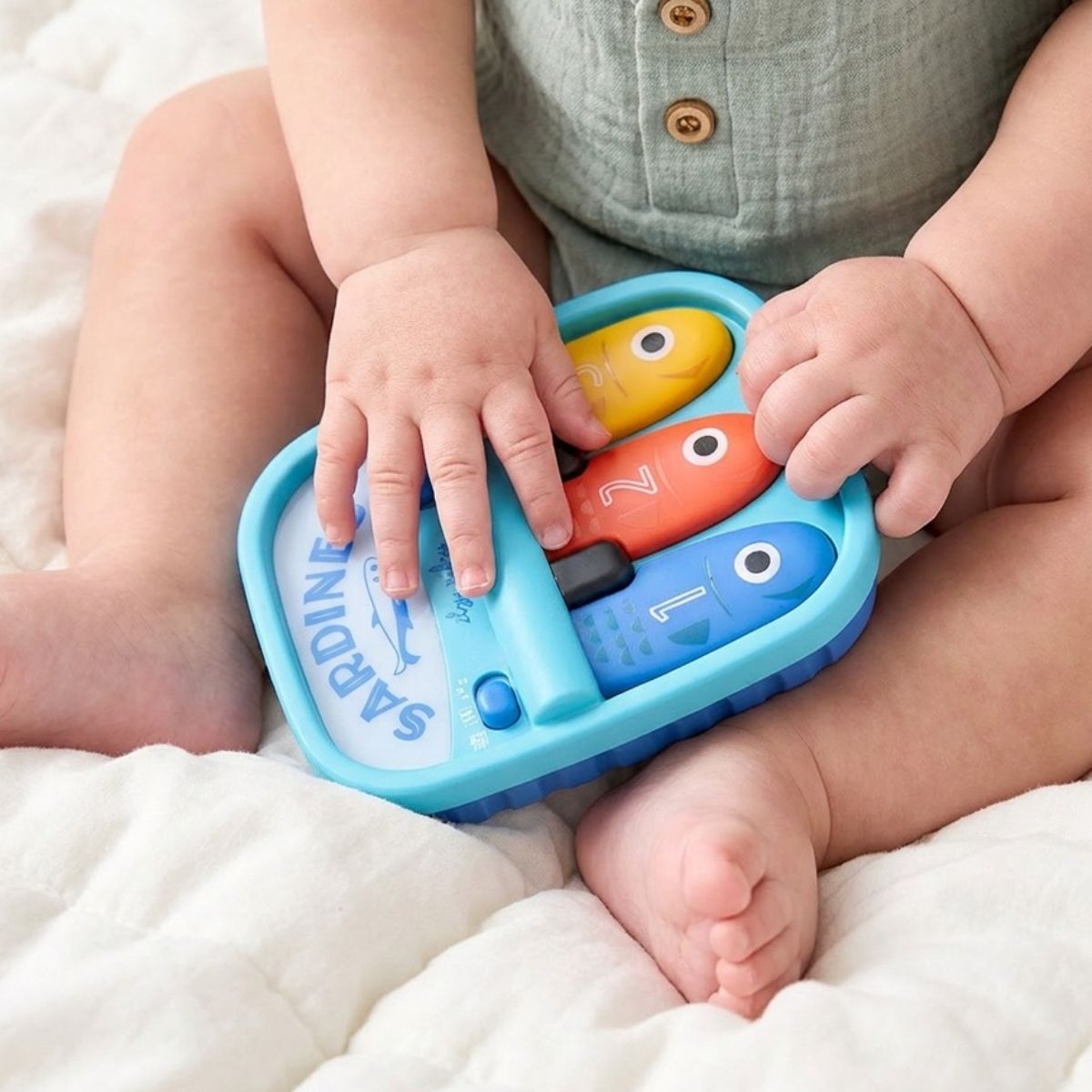 Itzy Ritzy Bitzy Tunes Sardines Baby Piano Toy