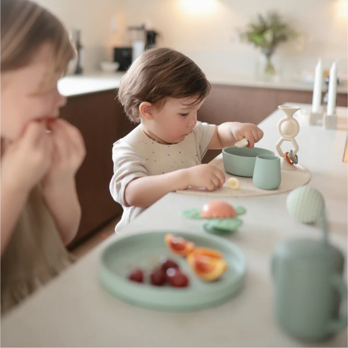 Mushie Silicone Toddler Starter Spoons 2-Pack Cambridge Blue/Shifting Sand on Luna Baby Store Miami