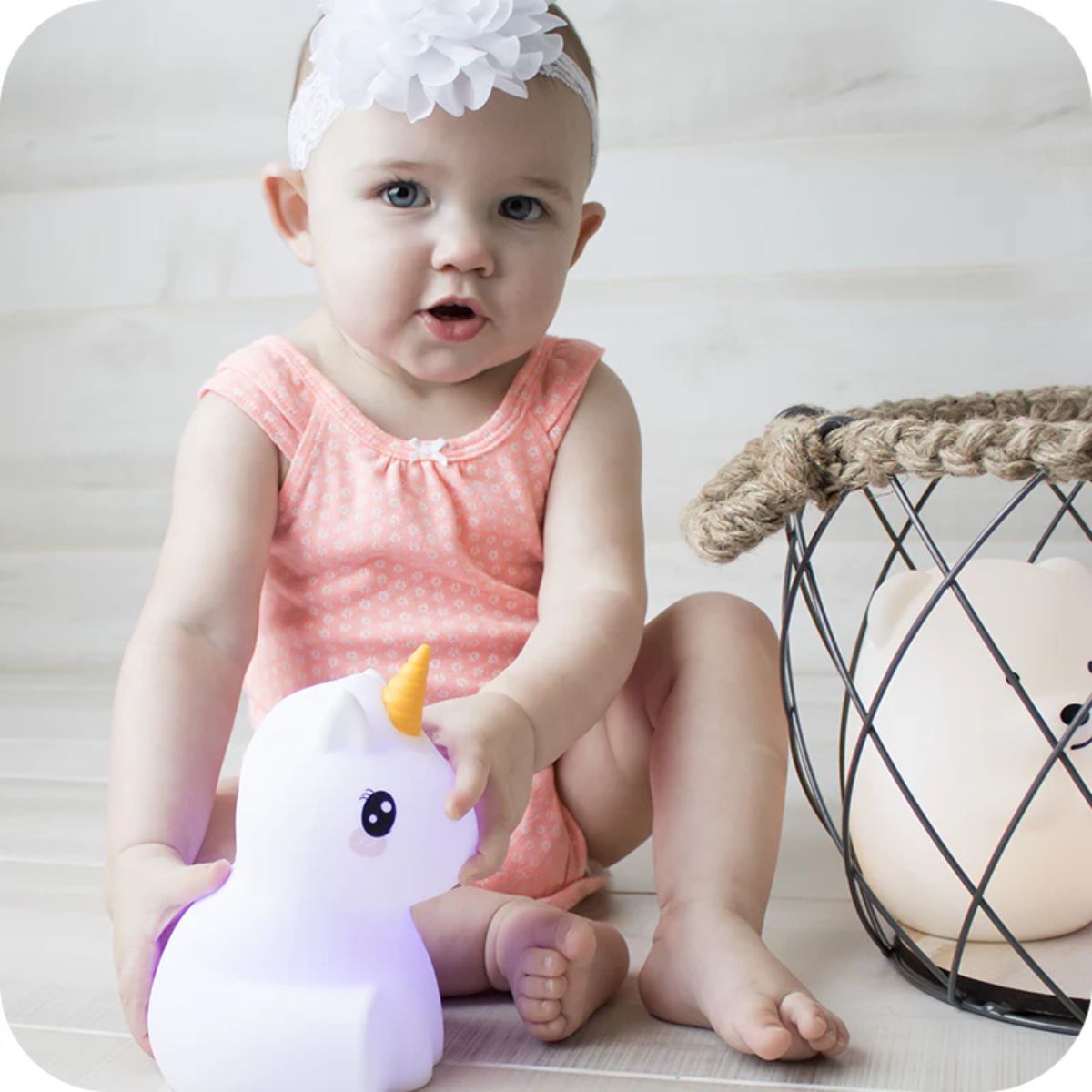 LumieWorld LumiPets LED Night Light with Remote Control - Unicorn