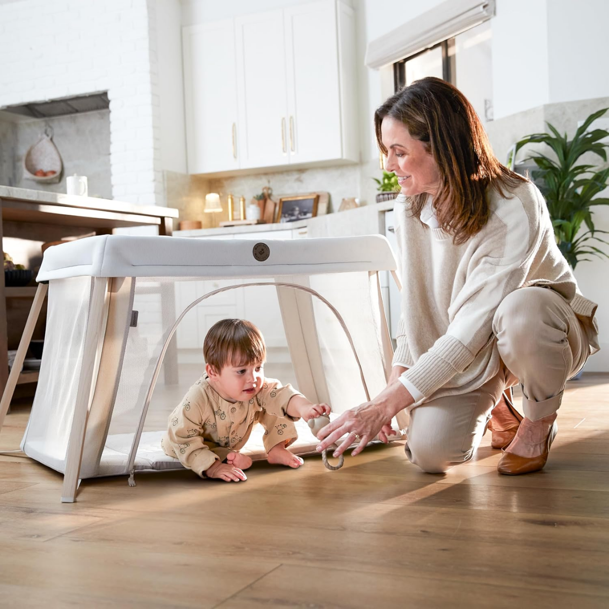 Maxi-Cosi Calao Travel Play Yard - Classic Oat