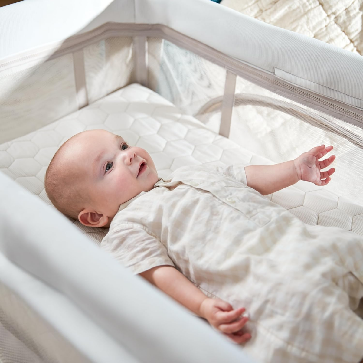 Maxi-Cosi Calao Travel Play Yard - Classic Oat - Comfortable and Breathable Space