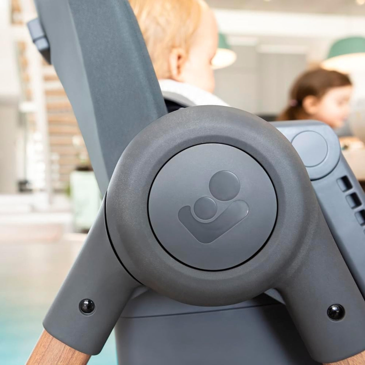 Maxi-Cosi Minla 6-In-1 High Chair - Essential Graphite